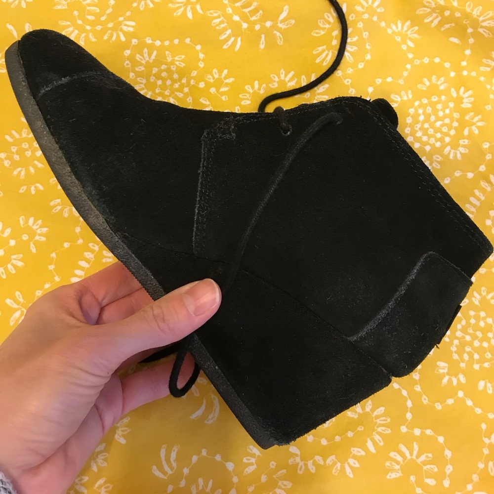 Toms wedges